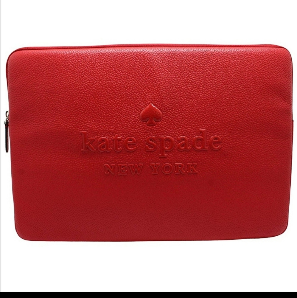 Kate Spade Hot Chili Sienna logored laptop case